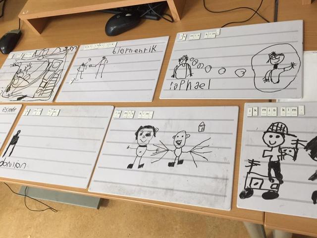 Groep 3 klimt in de pen