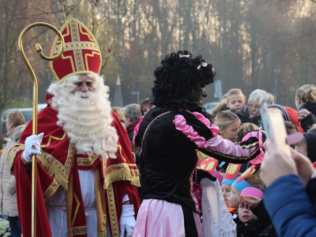 Sinterklaas op de Bouwsteen